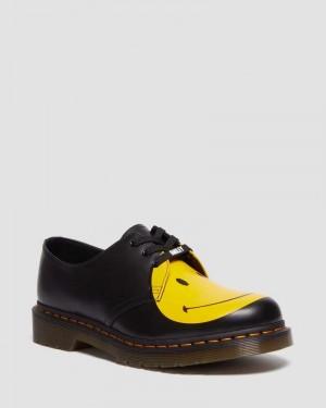 Black Doctor Martens 1461 Smiley® Smooth Leather Oxford Shoes (Smooth Leather) | AW07-W3HV