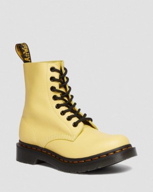 Lemon Yellow Doctor Martens 1460 - Pascal Black Eyelet Lace Up Boots (Virginia) | PD20-M4QT