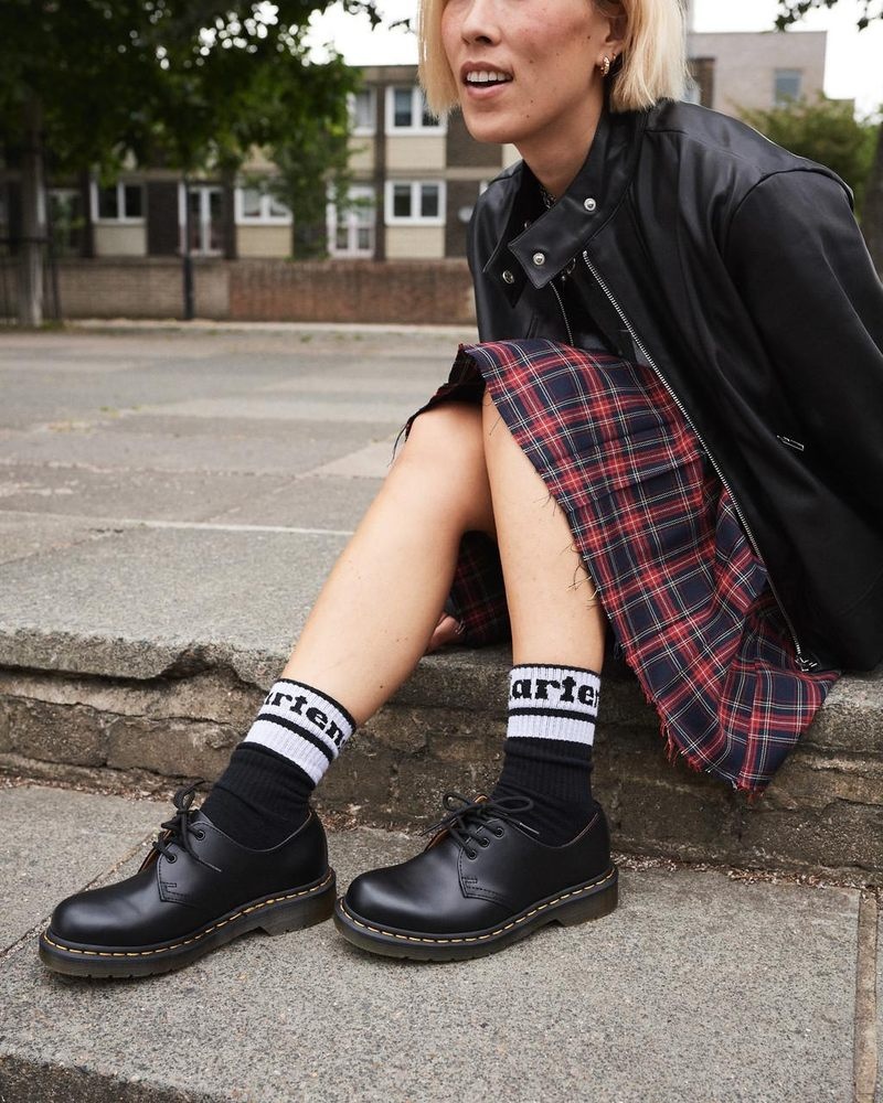 Black+White Doctor Martens Athletic Logo Organic Cotton Blend Socks (Cotton Blend) | ZY20-A3MQ