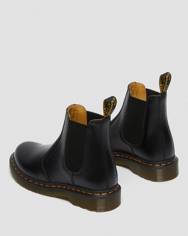 Black Doctor Martens 2976 - Smooth Leather Chelsea Boots (Smooth Leather) | WL68-K2AM