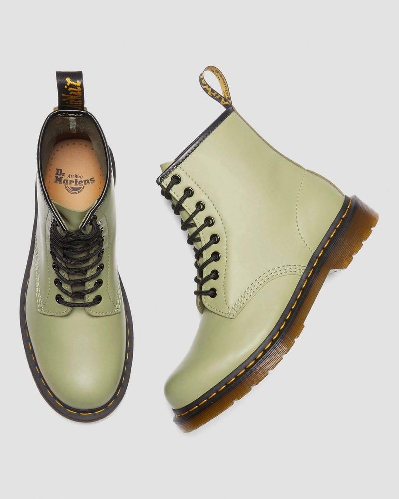 Pale Olive Doctor Martens 1460 Smooth Leather Lace Up Boots (Smooth Leather) | HL23-V4RO